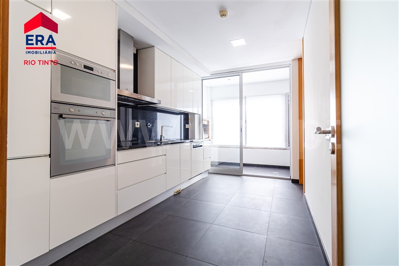 Apartamento T2 / Gondomar, Fânzeres - Repelão