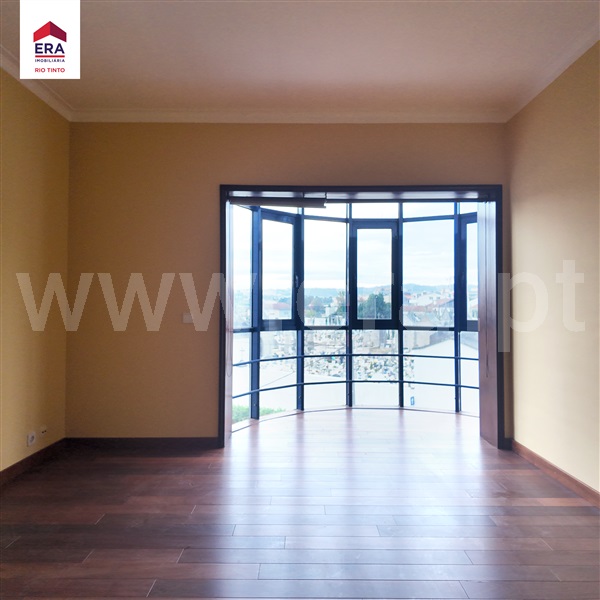 Apartamento T2 à venda em Rio Tinto - Estação, Gondomar — foto 6