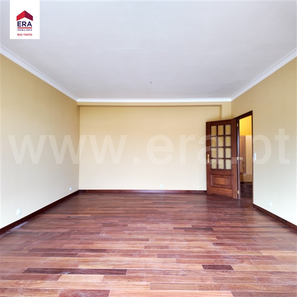 Apartamento T2 à venda em Rio Tinto - Estação, Gondomar — foto 20