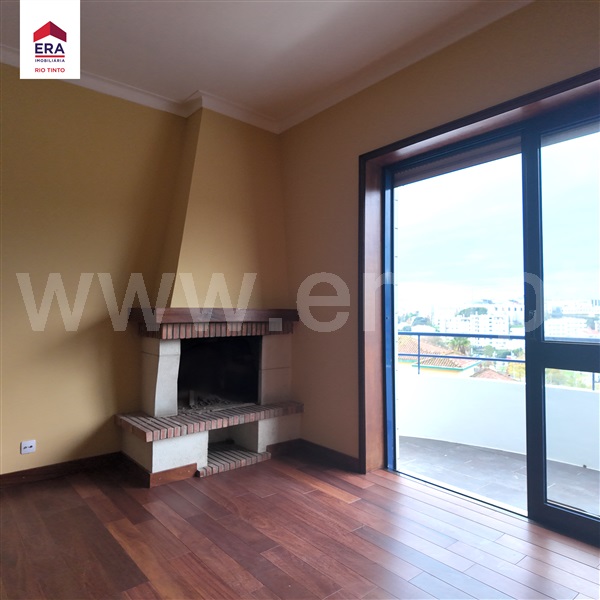 Apartamento T2 à venda em Rio Tinto - Estação, Gondomar — foto 19