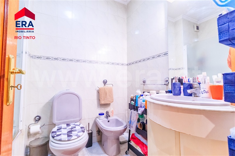Apartamento T2 à venda em Rio Tinto - Estação, Gondomar — foto 10