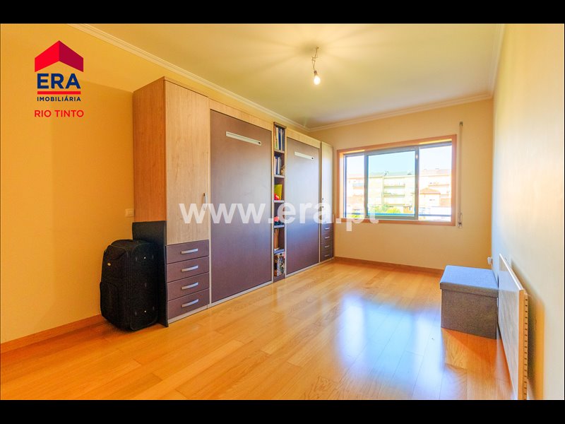 Apartamento T2 à venda em Rio Tinto - Estação, Gondomar — foto 11