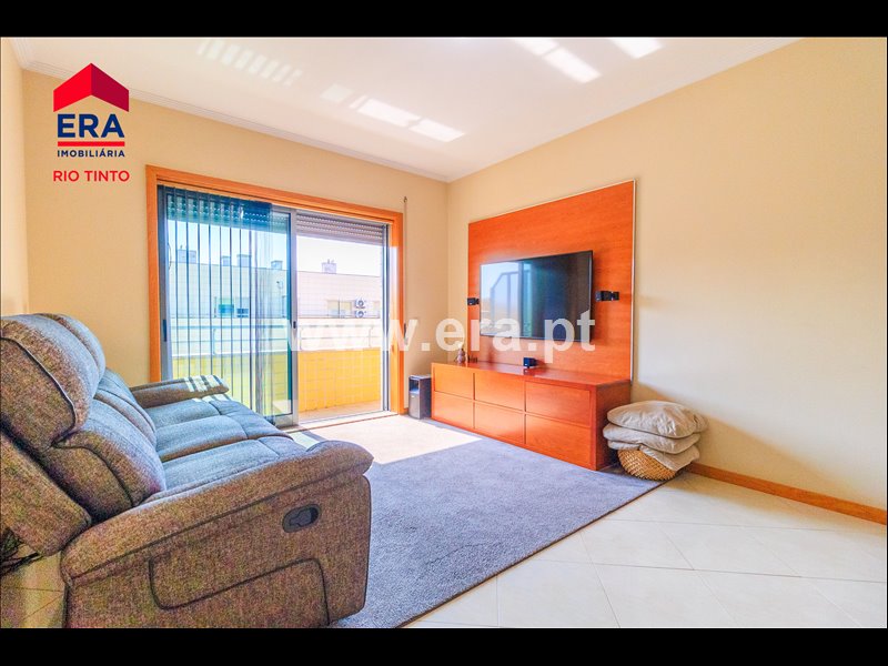Apartamento T2 à venda em Rio Tinto - Estação, Gondomar — foto 5