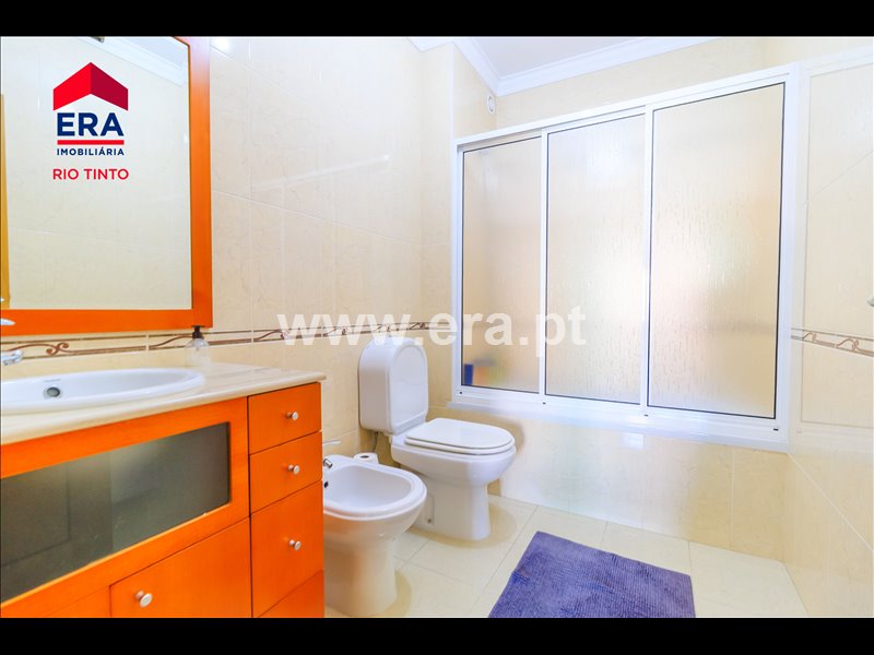 Apartamento T2 à venda em Rio Tinto - Estação, Gondomar — foto 10