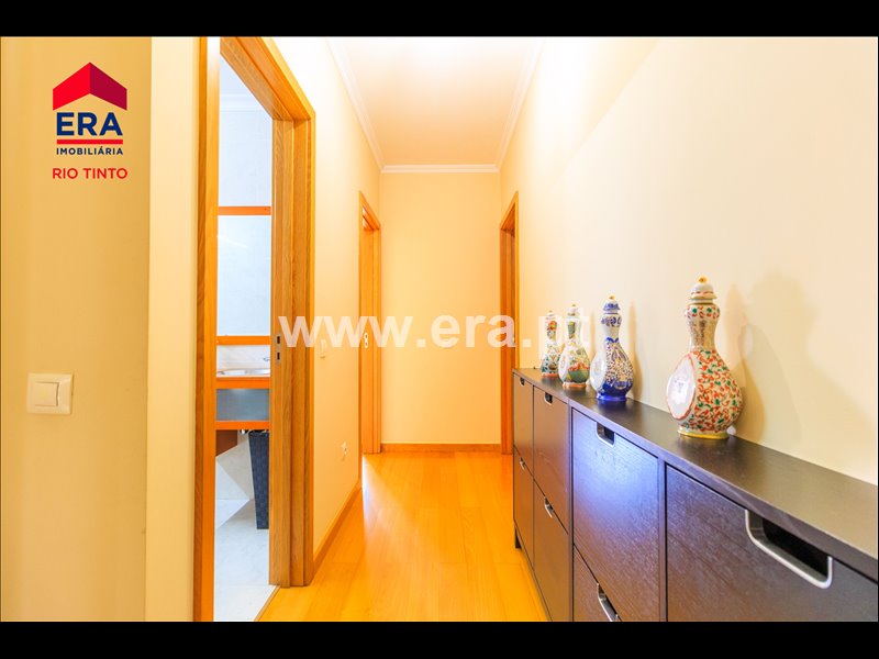 Apartamento T2 à venda em Rio Tinto - Estação, Gondomar — foto 8