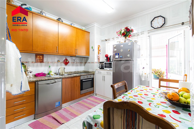 Apartamento T2 / Gondomar, Rio Tinto - Medancelhe