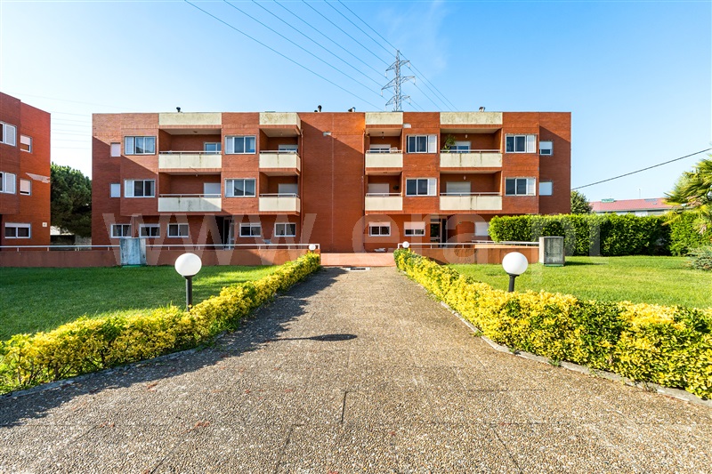 Apartamento T2 / Gondomar, Rio Tinto