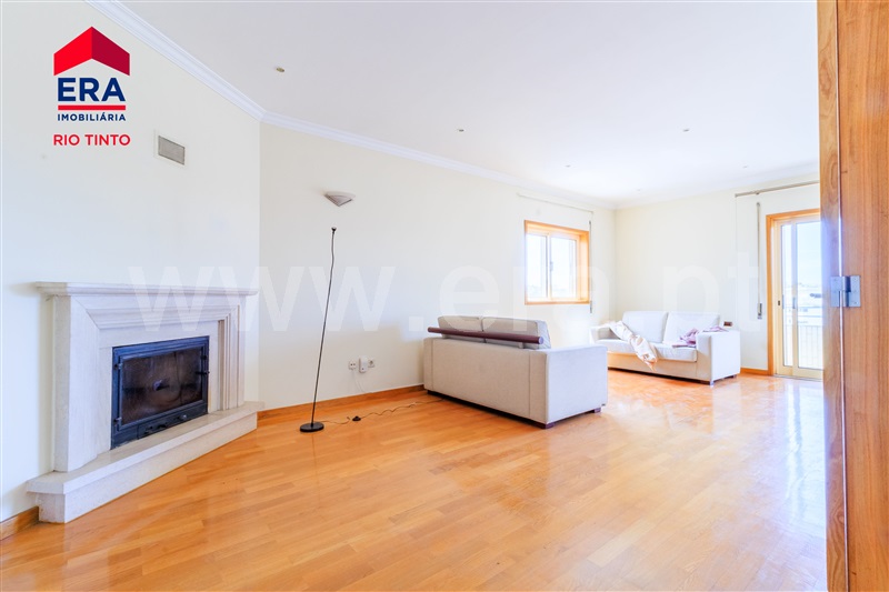 Apartamento T2 / Gondomar, Rio Tinto