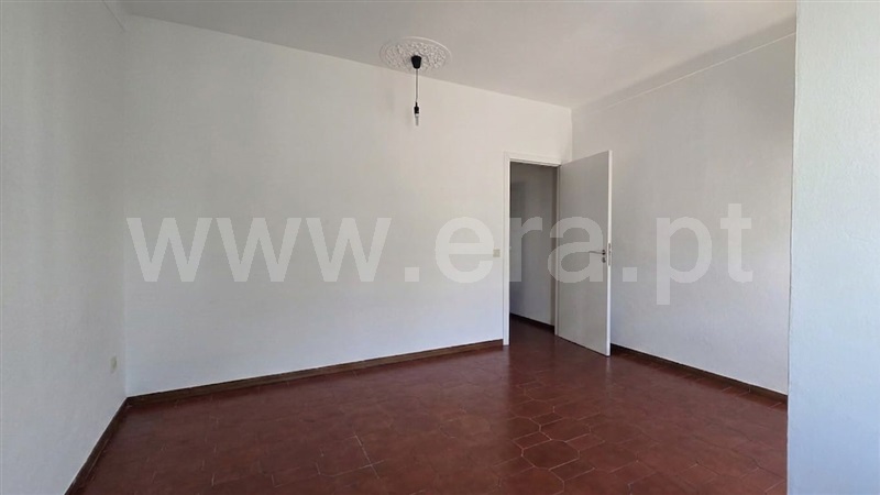 Apartamento T2 à venda em Centro, Guarda — foto 6