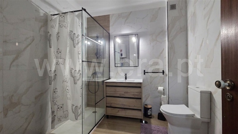 Apartamento T2 à venda em Centro, Guarda — foto 9