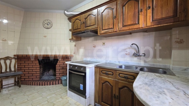 Apartamento T2 à venda em Centro, Guarda — foto 2