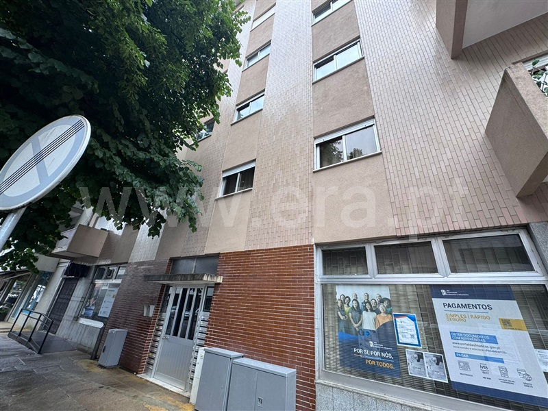 Apartamento T2 / Guimarães, Oliveira e Sao Sebastiao