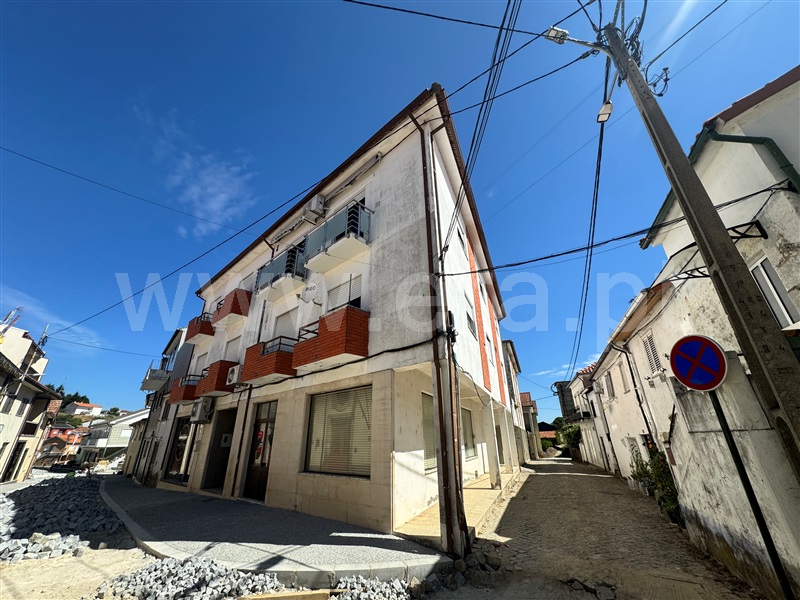 Apartamento T2 / Lamego, Britiande