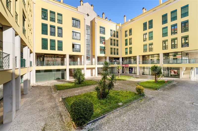 Apartamento T2 / Leiria, Leiria, Pousos, Barreira e Cortes