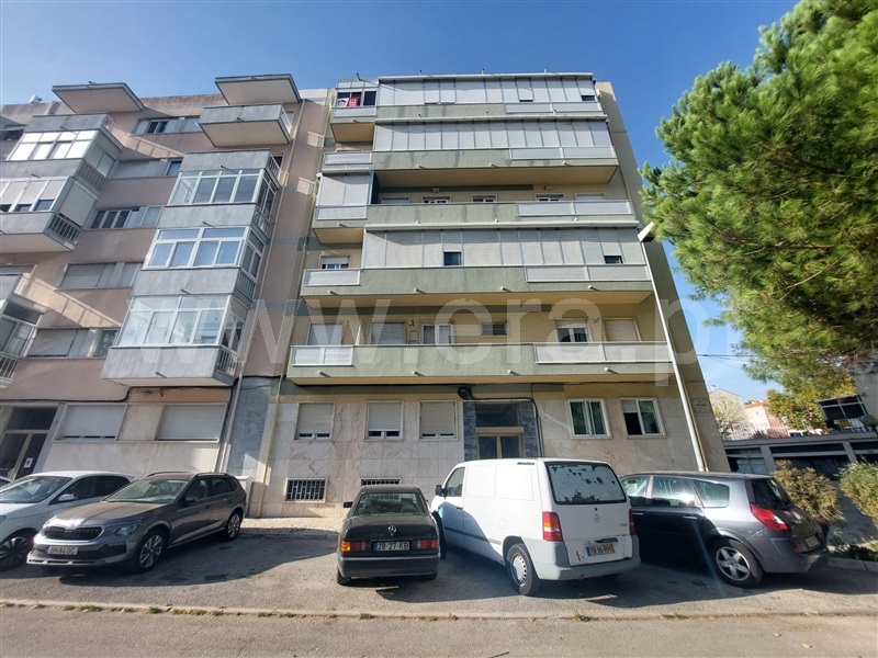 Apartamento T2 / Lisboa, Benfica