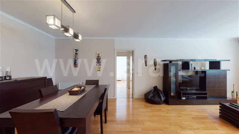 Apartamento T2 / Lisboa, Campolide