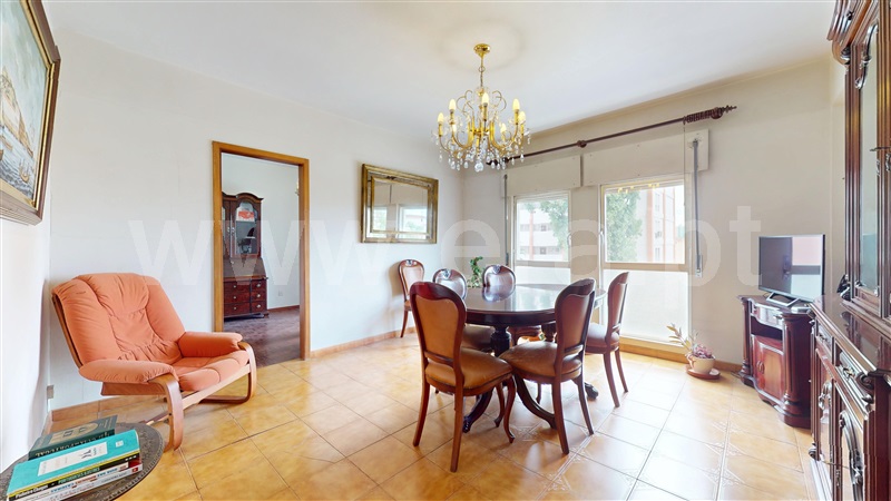 Apartamento T2 / Lisboa, Carnide