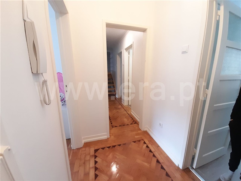 Apartamento T2 à venda em Loja do Cidadão - Laranjeiras, Lisboa — foto 8