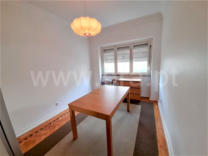 Apartamento T2 à venda em Loja do Cidadão - Laranjeiras, Lisboa — foto 11