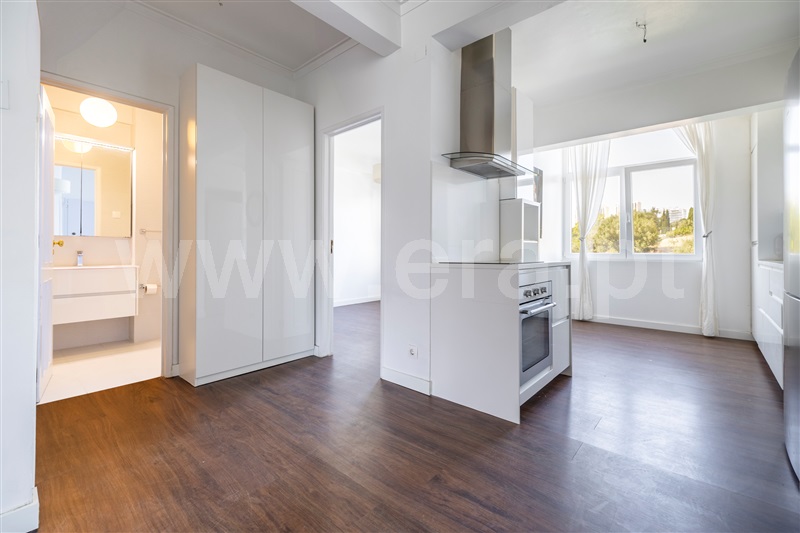 Apartamento T2 / Lisboa, Restelo