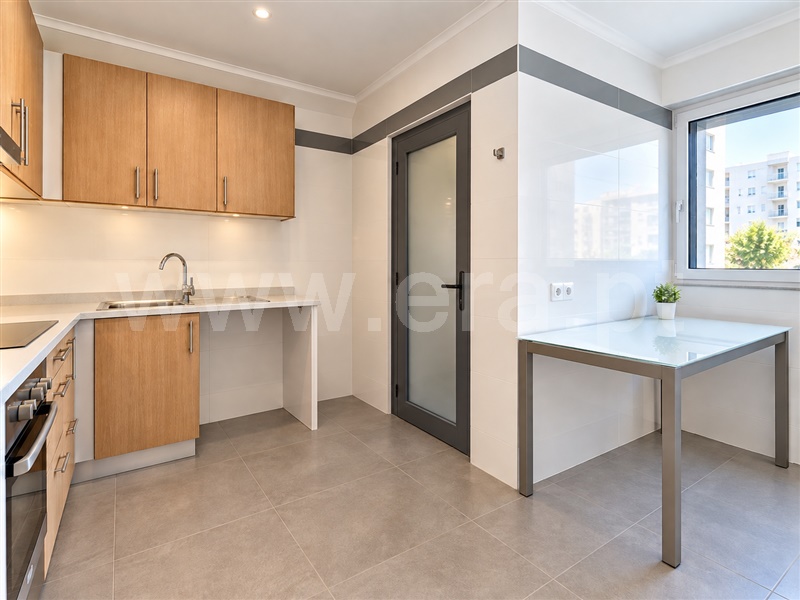 Apartamento T2 à venda em Santa Clara, Lisboa — foto 6