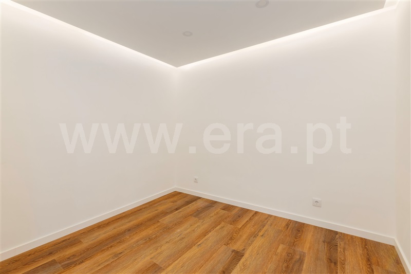 Apartamento T2 à venda em Santa Maria Maior, Lisboa — foto 9
