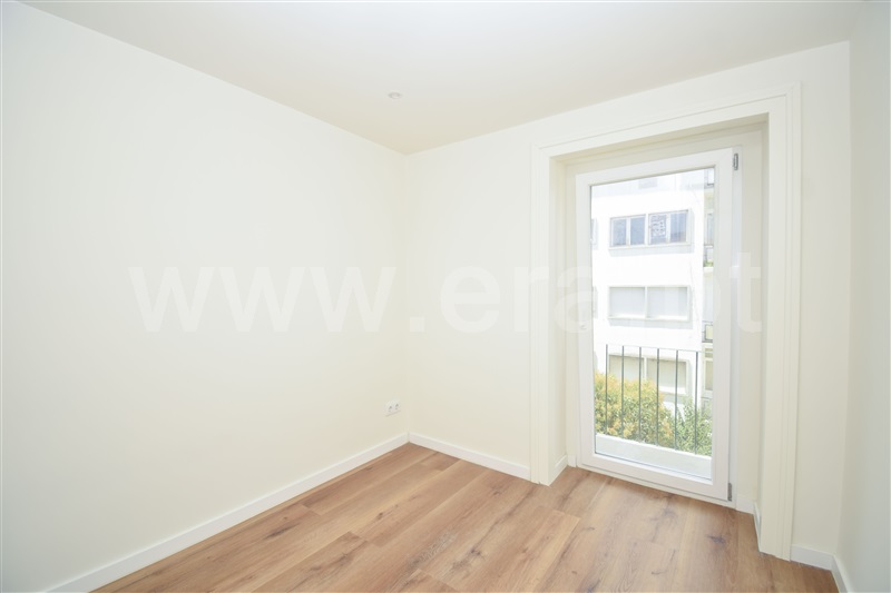 Apartamento T2 à venda em Santo António, Lisboa — foto 11