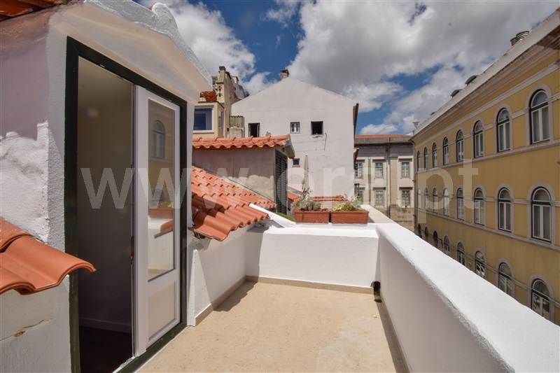 Apartamento T2 à venda em Santo António, Lisboa — foto 2
