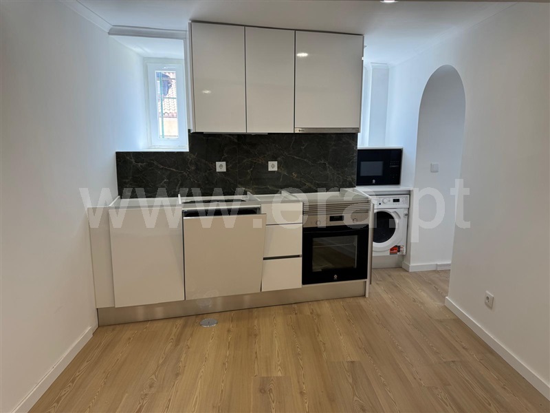 Apartamento T2 / Lisboa, São Vicente, Lisboa