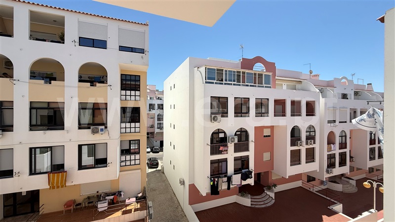 Apartamento T2 à venda em Quarteira, Loulé — foto 2