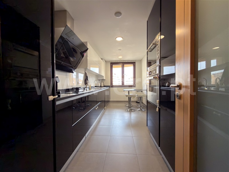 Apartamento T2 / Loures, Loures