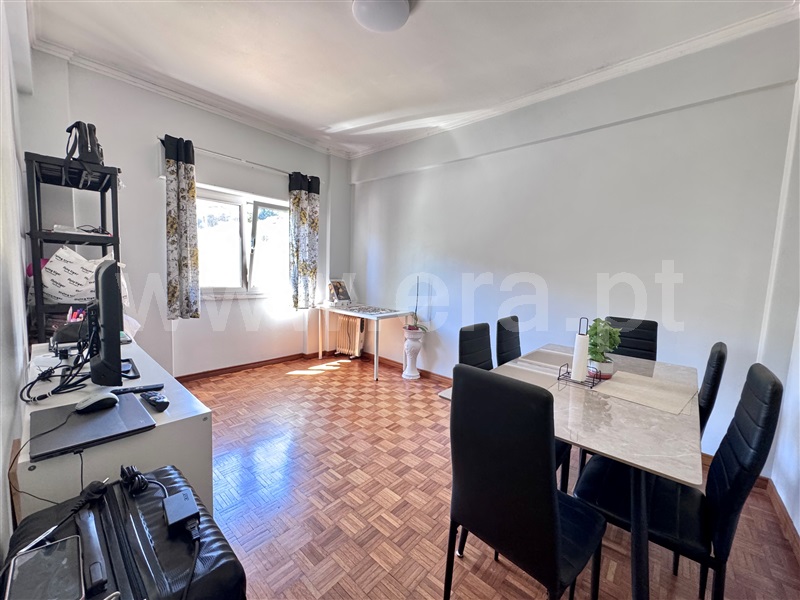 Apartamento T2 / Loures, Loures