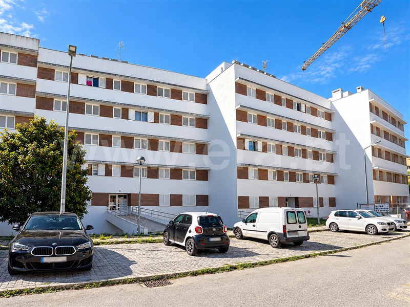Apartamento T2 / Loures, Loures