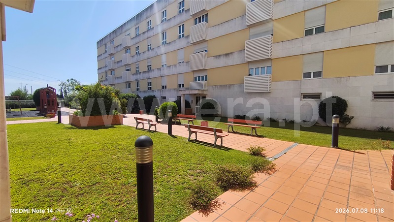 Apartamento T2 / Loures, Portela