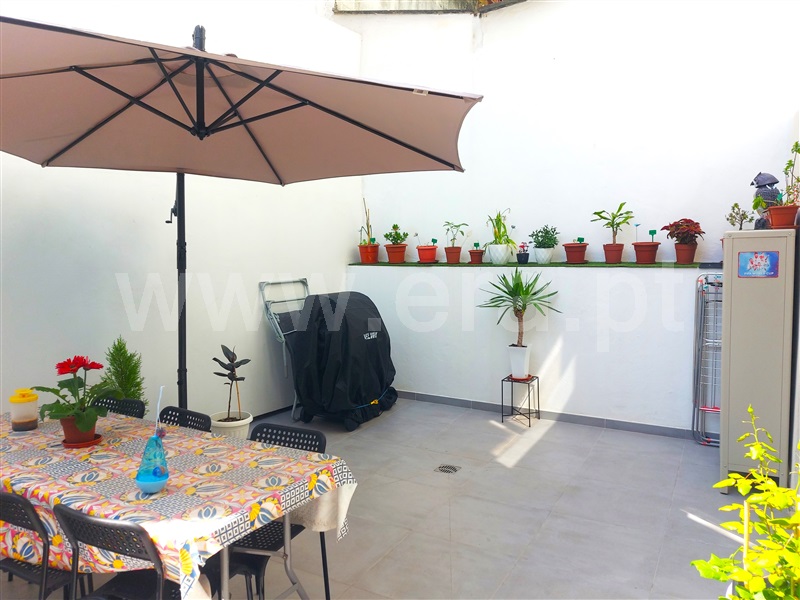 Apartamento T2 / Loures, Sacavém