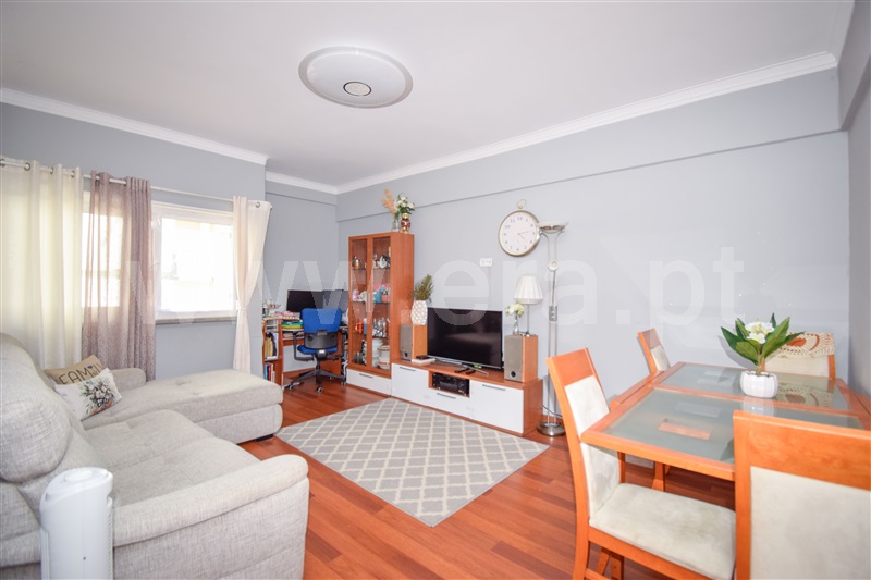 Apartamento T2 / Loures, Santa Iria de Azoia, São João da Talha e Bobadela