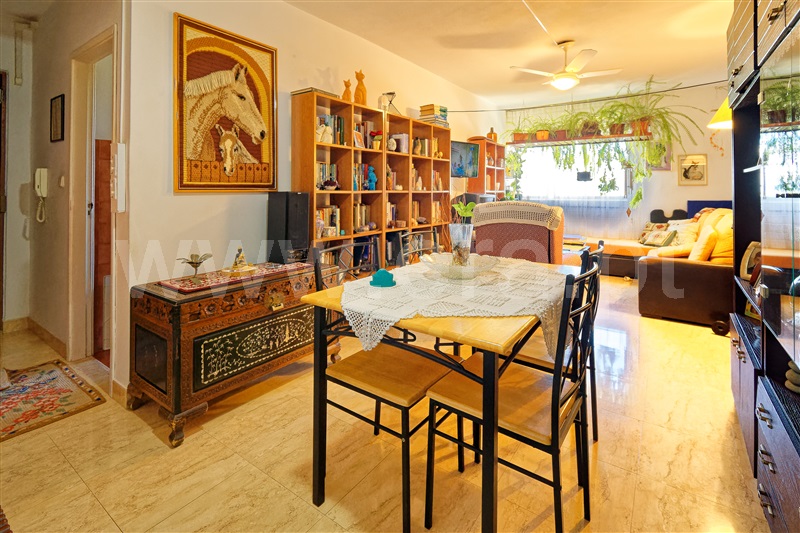 Apartamento T2 / Loures, Santo António Cavaleiros
