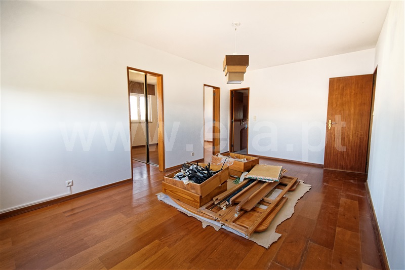 Apartamento T2 / Loures, Santo António Cavaleiros