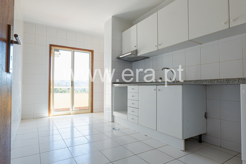 Apartamento T2 / Lousada, Lustosa e Barrosas (Santo Estêvão)