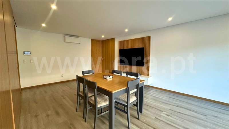 Apartamento T2 / Maia, Corim