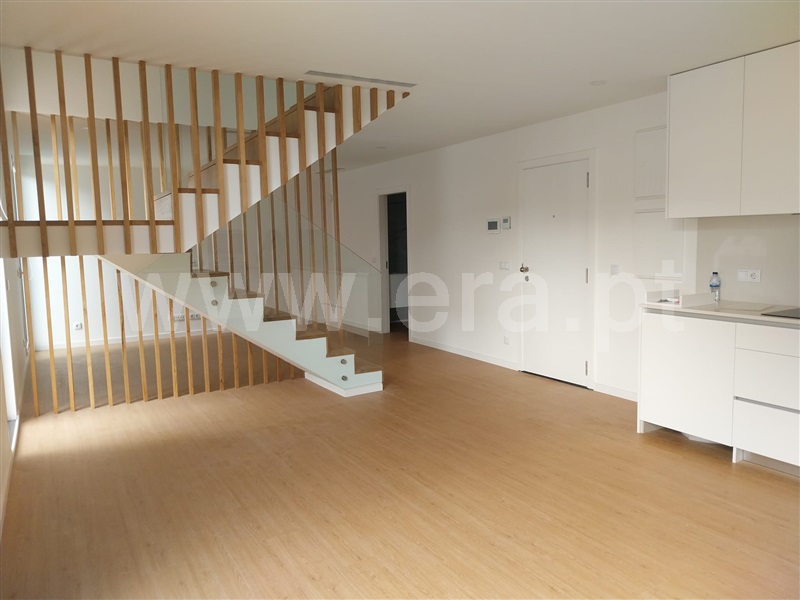 Apartamento T2 / Matosinhos, Metro Senhora da Hora