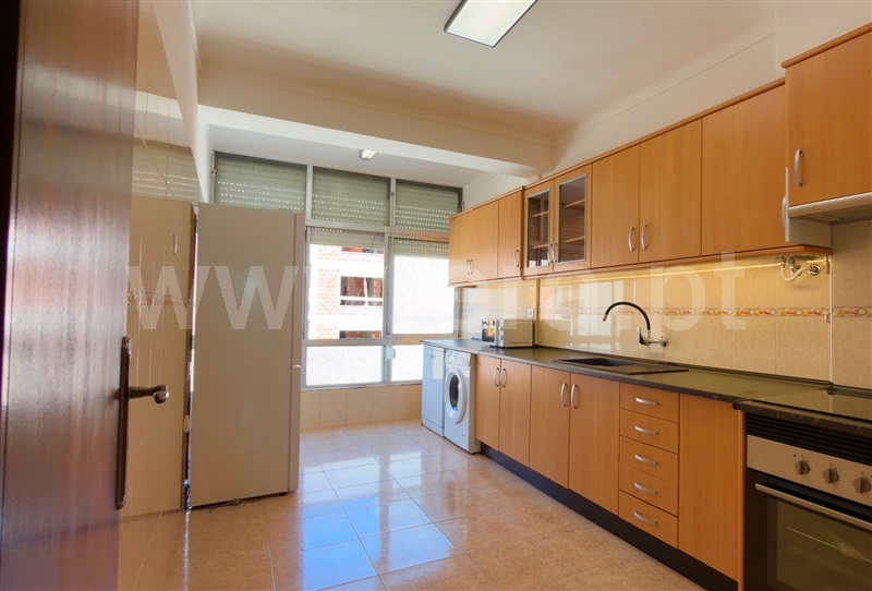 Apartamento T2 / Montijo, Montijo / Praça de Touros