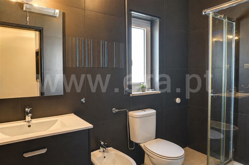 Apartment in Óbidos - More