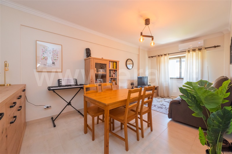 Apartamento T2 / Odivelas, Arroja
