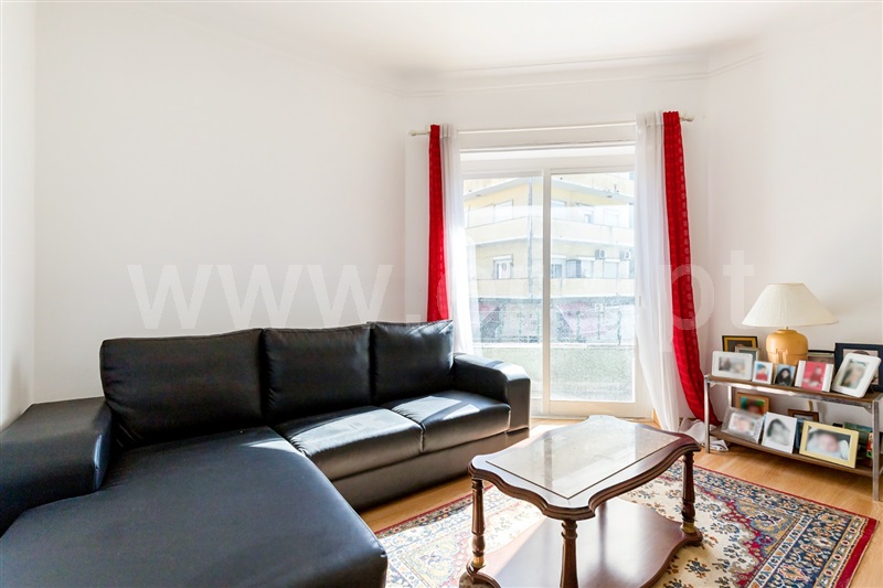 Apartamento T2 / Odivelas, Odivelas