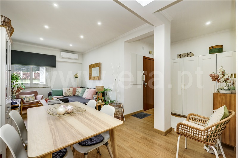 Apartamento T2 / Odivelas, Odivelas