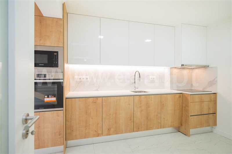 Apartamento T2 / Odivelas, Olival de Basto