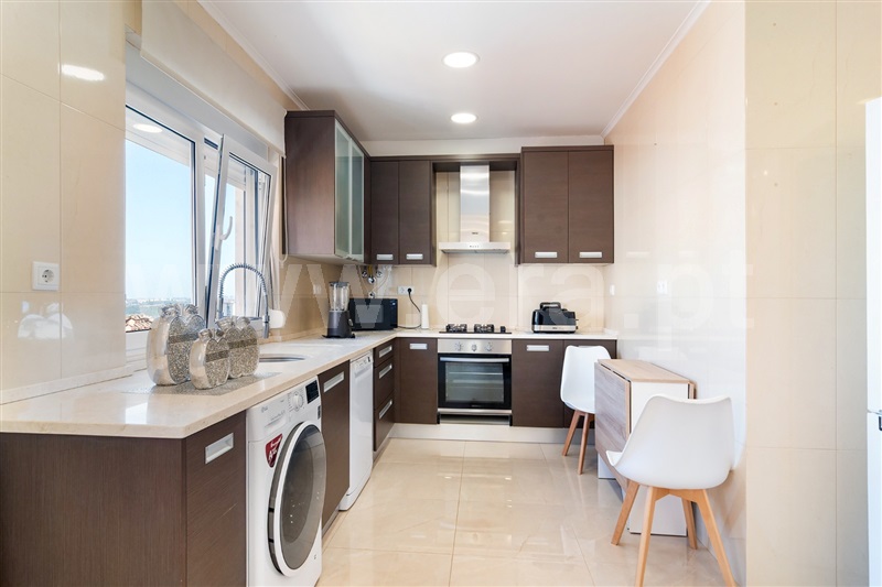 Apartamento T2 / Odivelas, Ramada e Caneças
