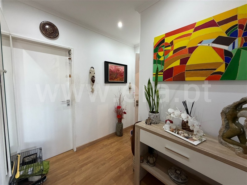 Apartamento T2 / Oeiras, Algés, Linda-a-Velha e Cruz Quebrada-Dafundo