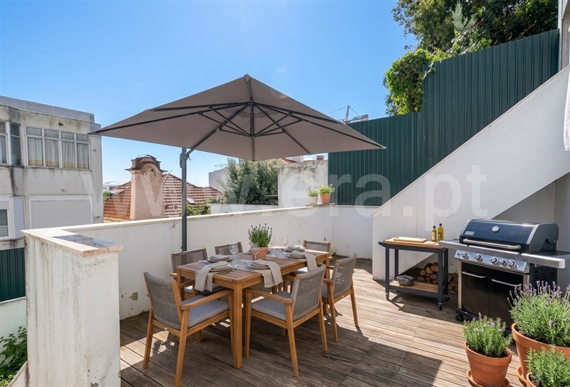 Apartamento T2 / Oeiras, Algés, Linda-a-Velha e Cruz Quebrada-Dafundo